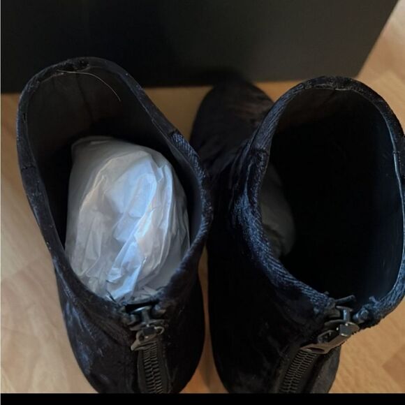 NIB Rag and Bone Drea Crushed Velvet Booties - Picture 8 of 14
